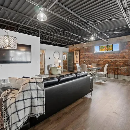 The 418. An 1866 Build With Modern Comforts